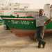 Qui incontriamo Domenico, un pescatore di 54 anni che pur vivendo a Polignano mantiene il suo gozzo ormeggiato a San Vito 
